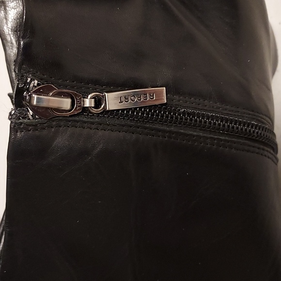 Black leather booties 9 - Picture 4 of 6